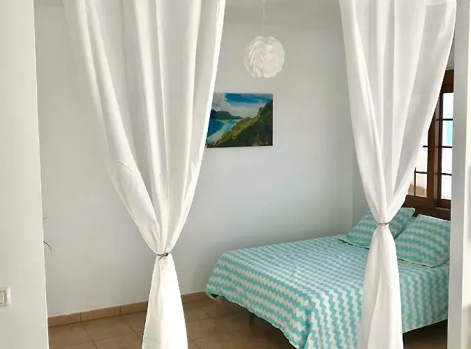 Elita El Varadero Free Wifi Puerto de Santiago (Tenerife)